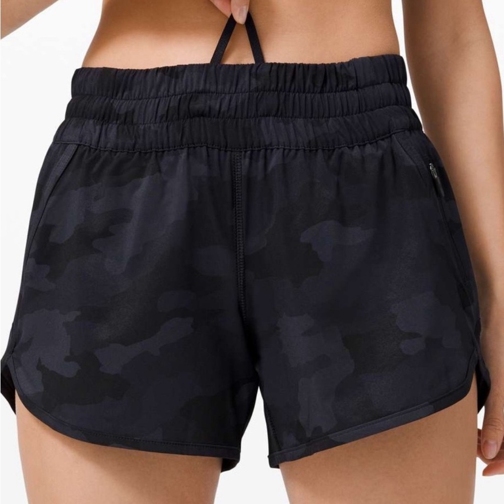 Lululemon Tracker Short 4” Heritage 365 Camo Deep Coal Multi Running Shorts sz 8